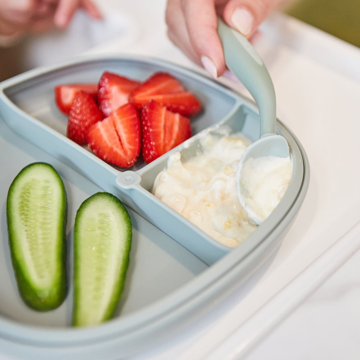 silicone plate and lid - Assorted B-Box
