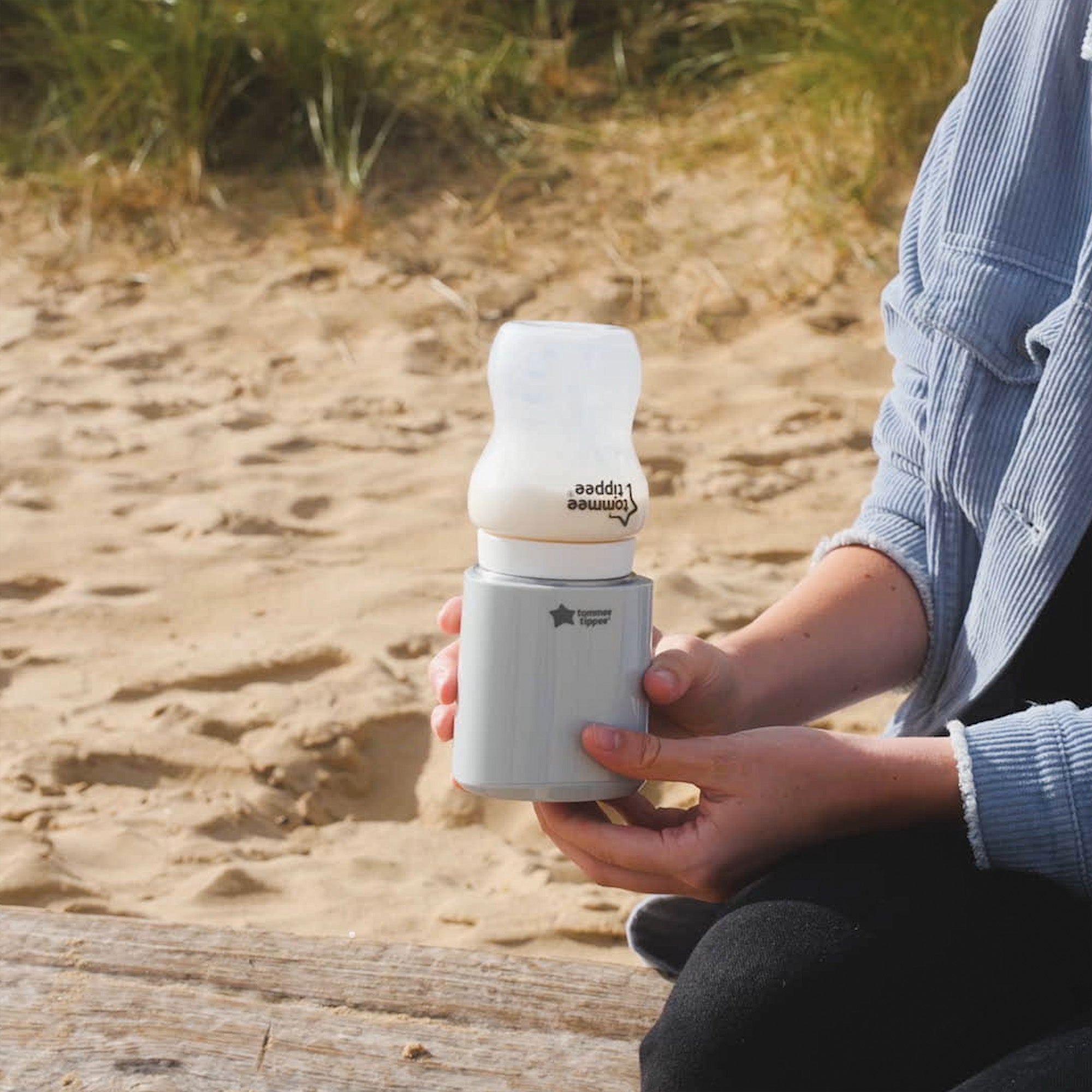 Tommee Tippee Expressing on the go Bundle Deal