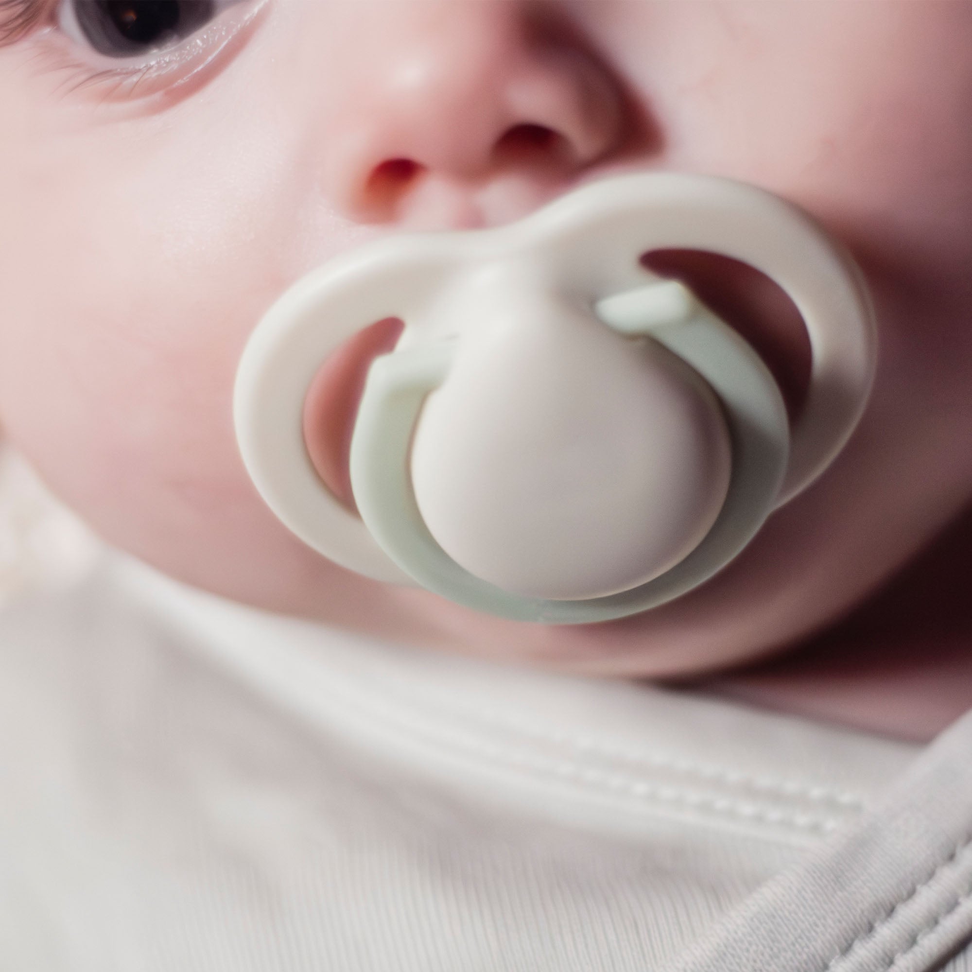 Tommee Tippee Trial Pack - 150ml Bottle & 0-2m Soother
