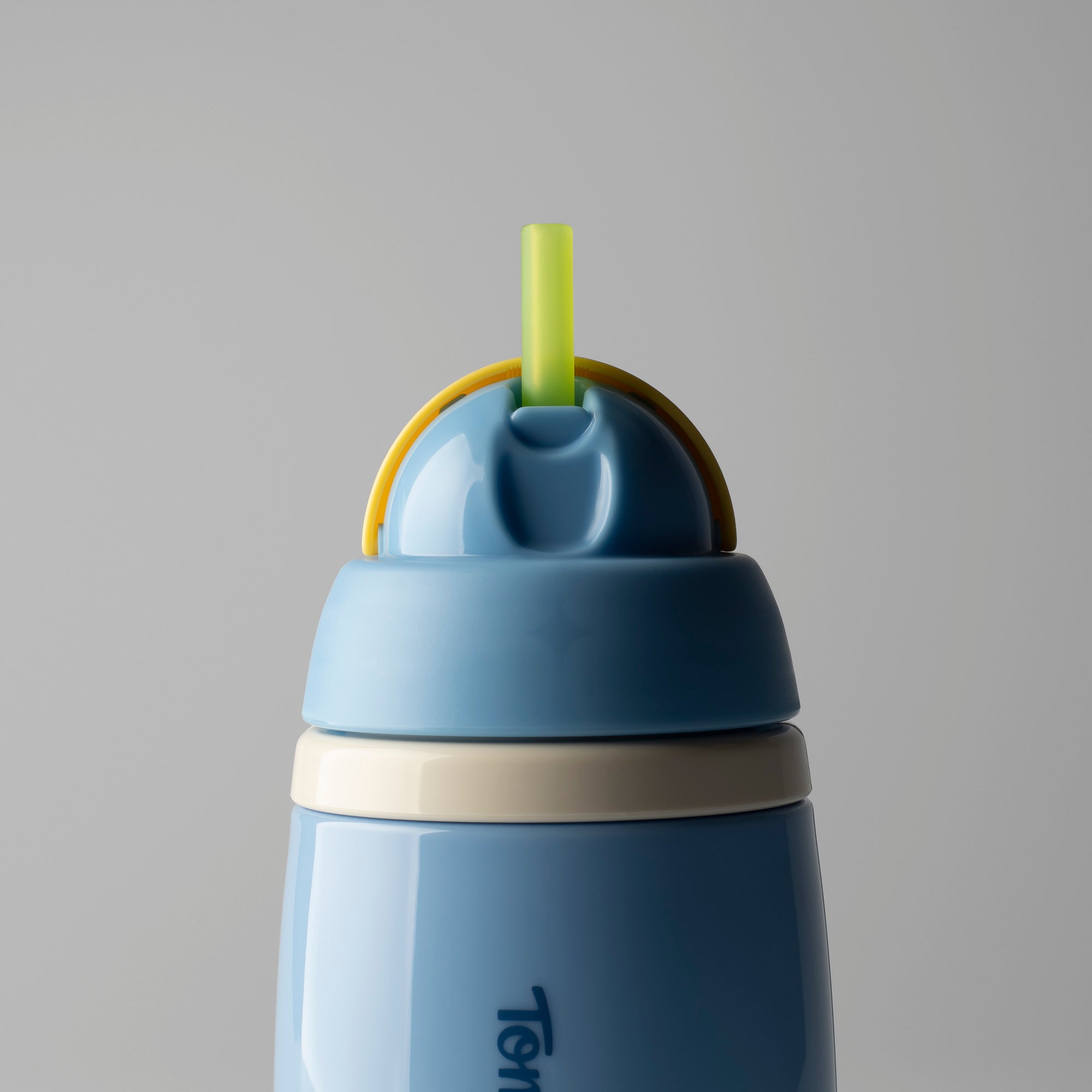 Tommee Tippee Insulated Active Straw 266ml - Boy