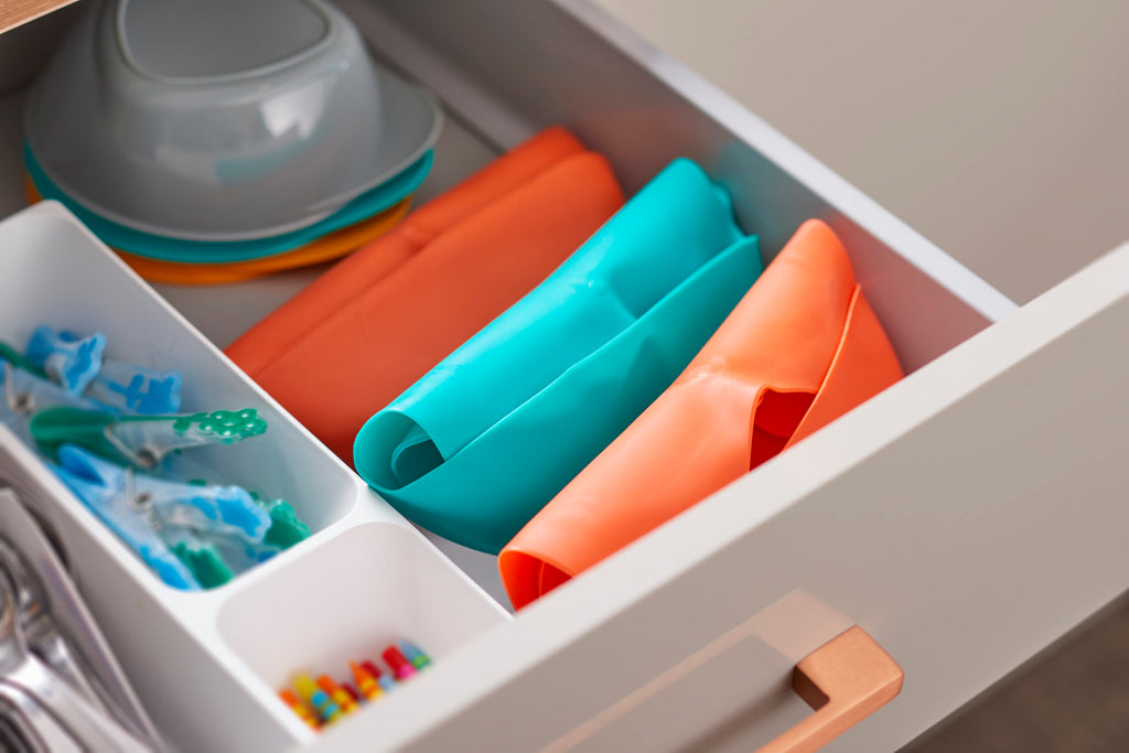 Tommee Tippee Roll n Go Bib