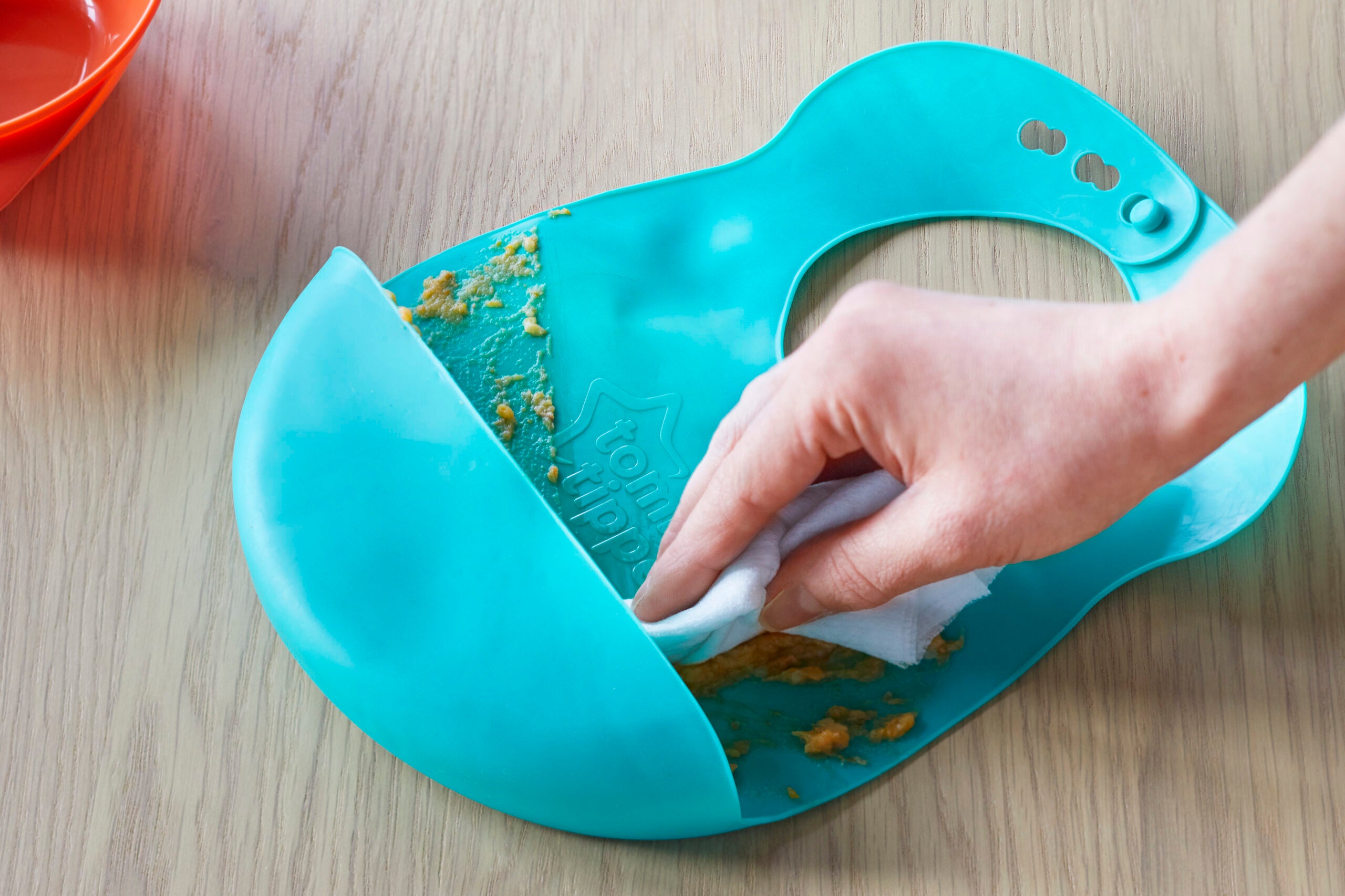 Tommee Tippee Roll n Go Bib